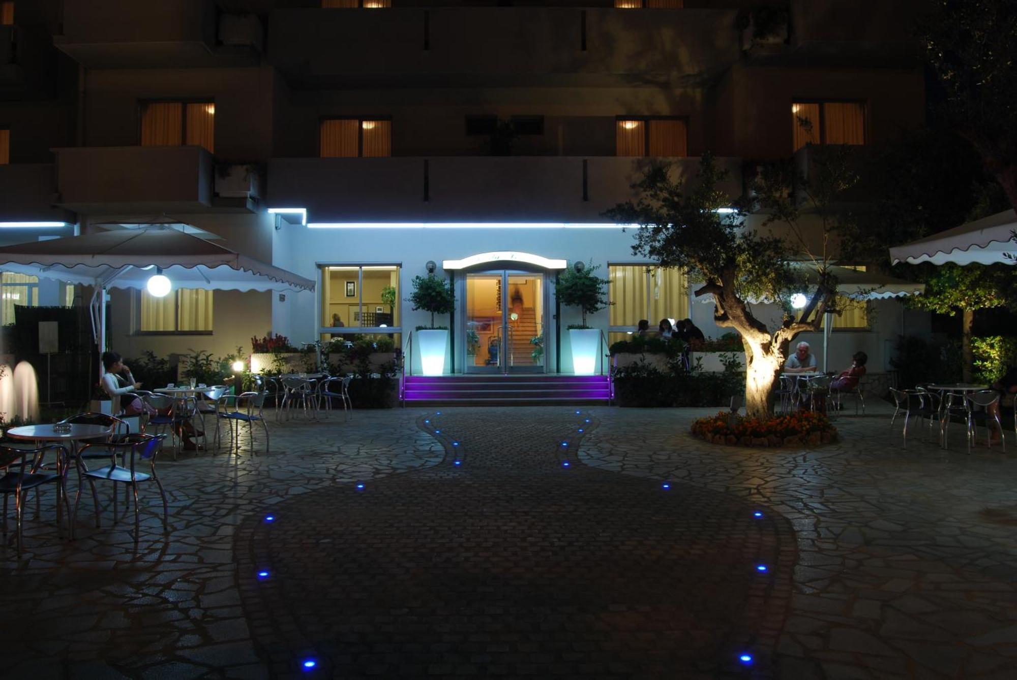 Hotel Costa Verde Tortoreto Dış mekan fotoğraf
