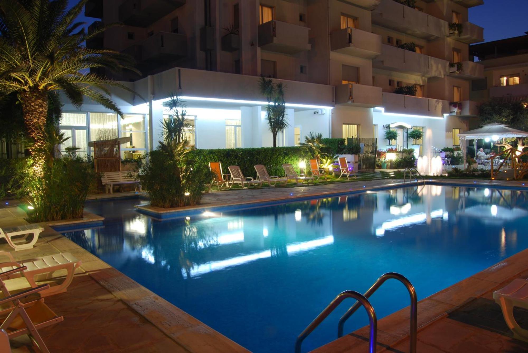 Hotel Costa Verde Tortoreto Dış mekan fotoğraf