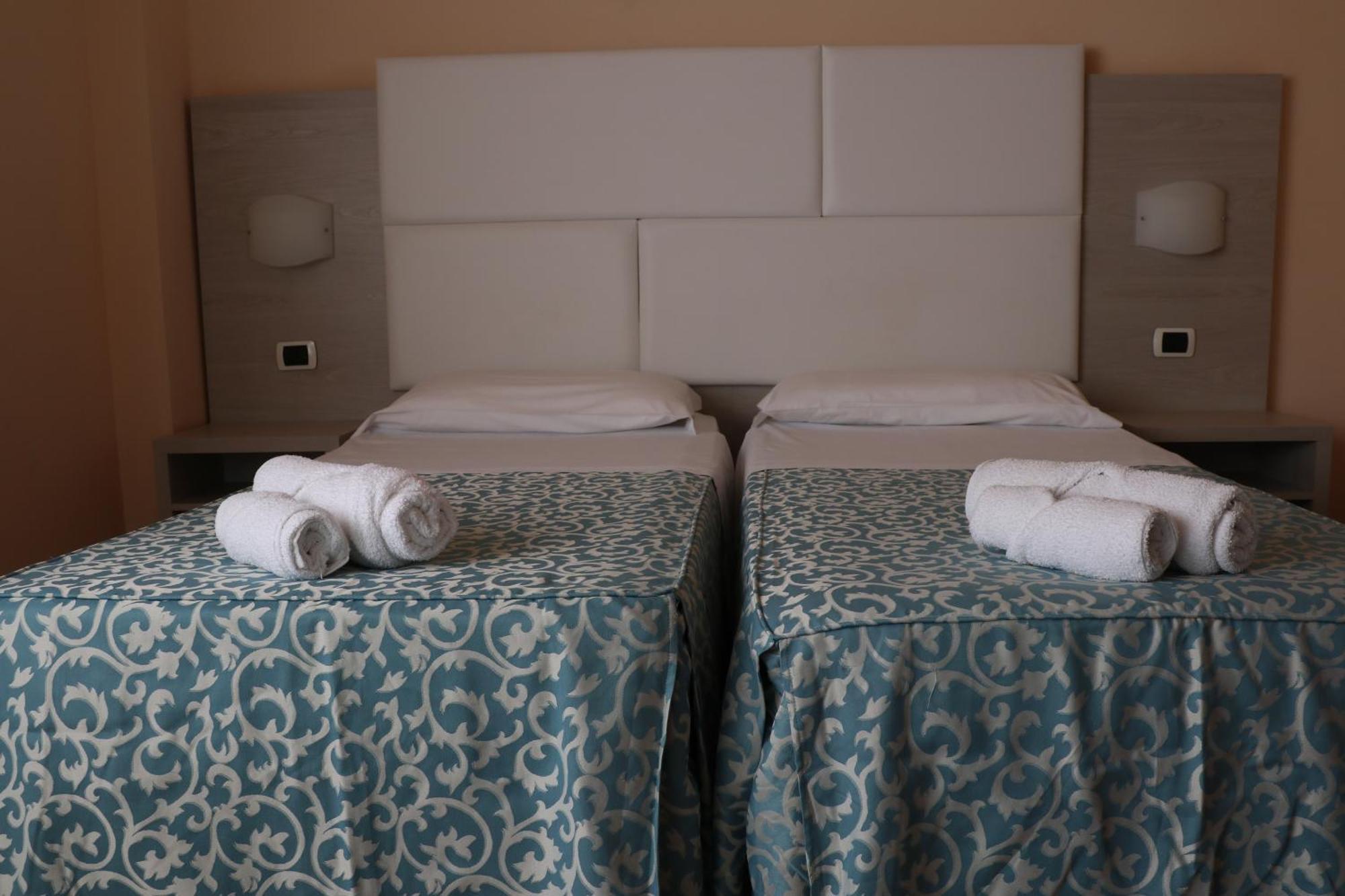 Hotel Costa Verde Tortoreto Dış mekan fotoğraf